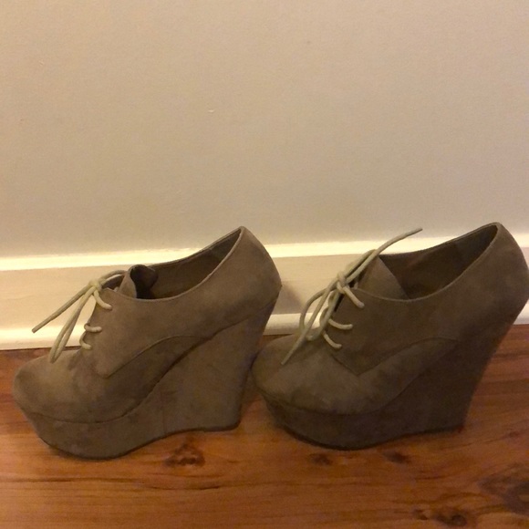 Steve Madden Wedge Booties - Picture 4 of 6